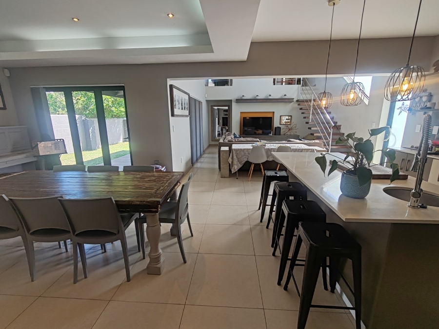 4 Bedroom Property for Sale in Country Club Western Cape